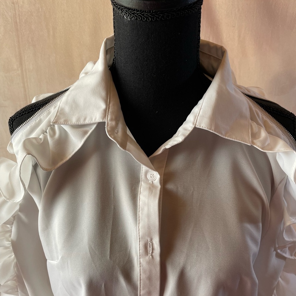 The Zipper Blouse